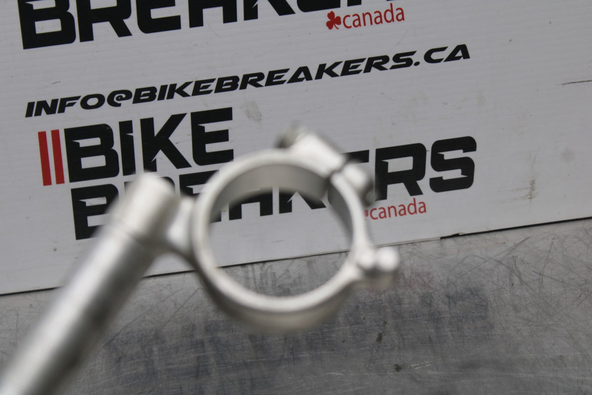 08-10 SUZUKI GSXR 600 LEFT CLIP ON HANDLEBAR BB765