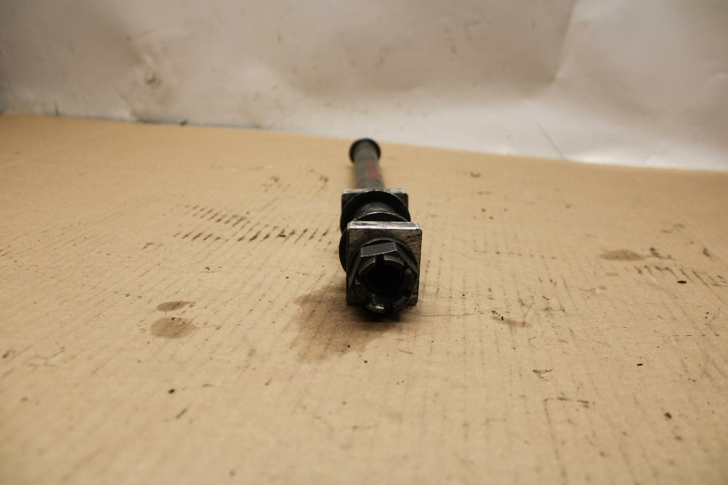 96-03 KAWASAKI NINJA ZX9R REAR AXLE BACK WHEEL RIM PIVOT BOLT AXEL BB01