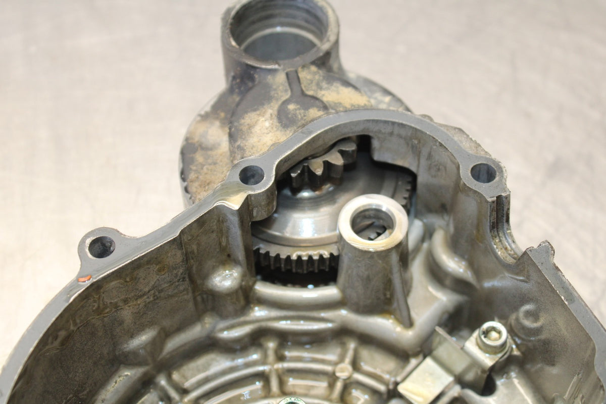 08-10 SUZUKI GSXR750 STATOR MAGNETO ALTERNATOR GENERATOR COVER BB854