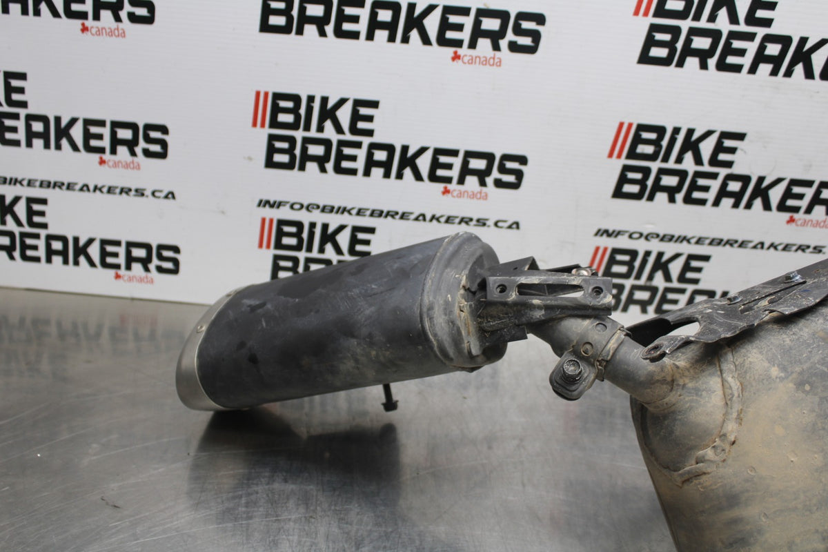 17-18 YAMAHA YZF R3 FULL EXHAUST SYSTEM HEADERS PIPE MUFFLER BB788