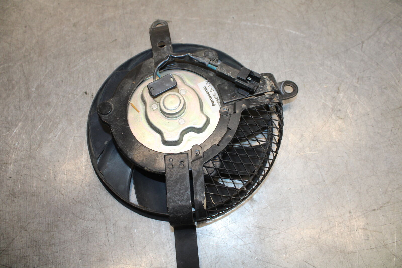 06-07 SUZUKI GSXR750 ENGINE RADIATOR COOLING FAN 17800-01H00 BB670