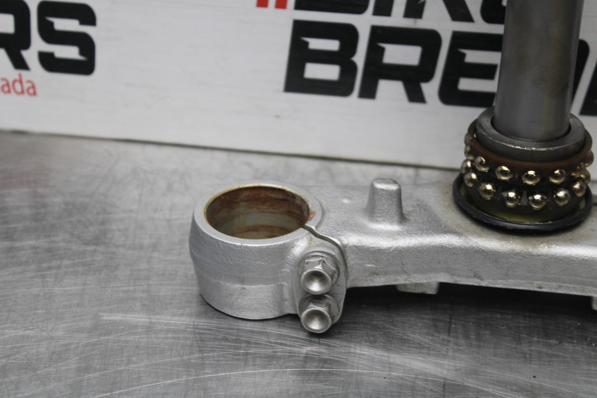 08 SUZUKI SV650 FRONT FORKS CLAMP LOWER TRIPLE TREE STEM BB846