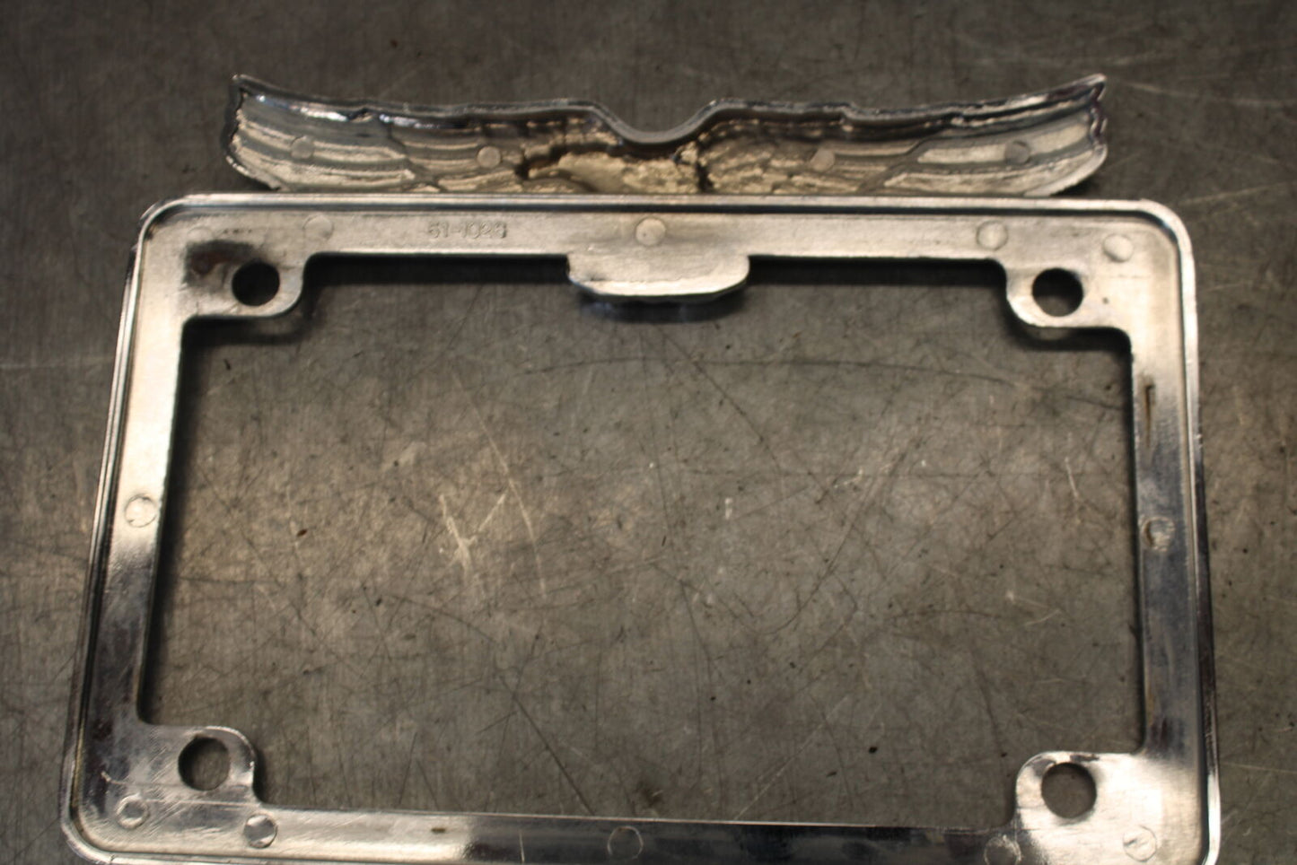 05-09 SUZUKI BOULEVARD C90 LICENSE PLATE COVER BB692