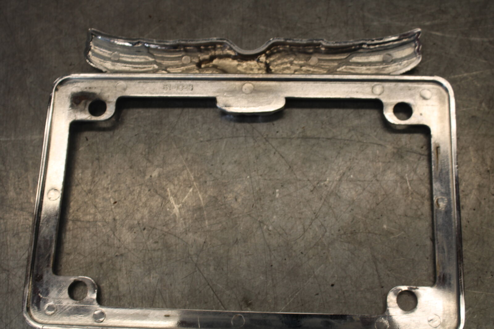 05-09 SUZUKI BOULEVARD C90 LICENSE PLATE COVER BB692