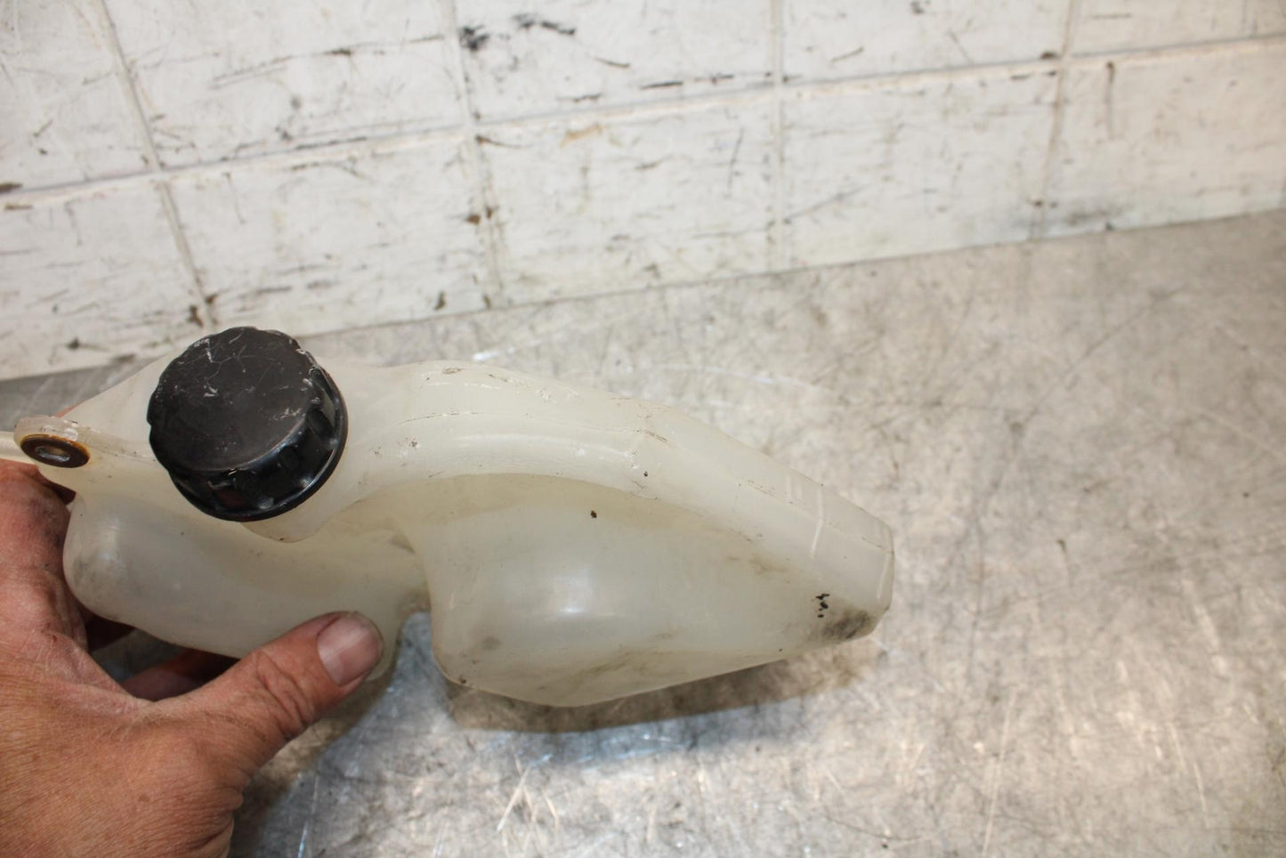 2009 Kawasaki Ninja ZX6R ZX600R COOLANT WATER TANK RESERVOIR BOTTLE BB538