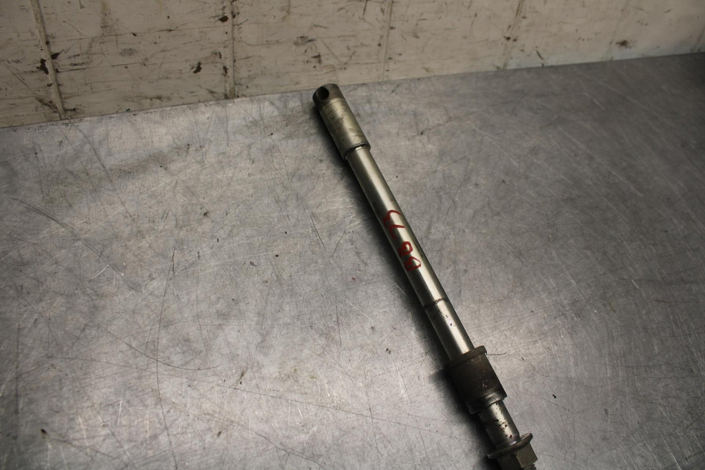 1996 Kawasaki Ninja 600R ZX600C FRONT WHEEL RIM AXLE PIVOT BOLT BB35