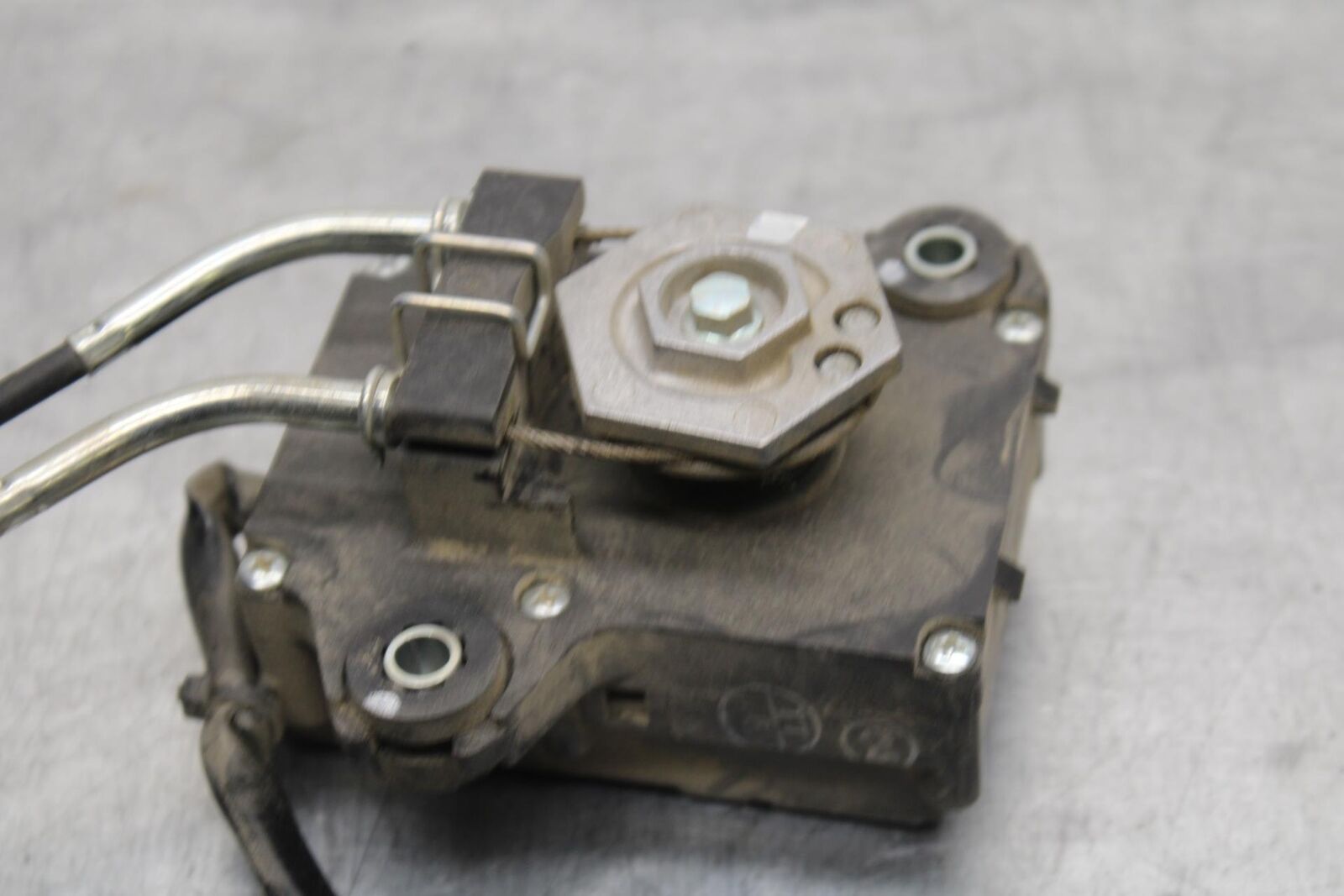 2015 Suzuki GSXR750 EXHAUST VALVE SERVO MOTOR 33970-47H02 BB595