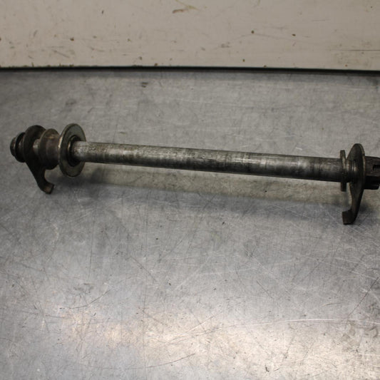 04-09 SUZUKI GS 500 FH GS500F REAR AXLE BACK WHEEL RIM PIVOT BOLT AXEL BB97