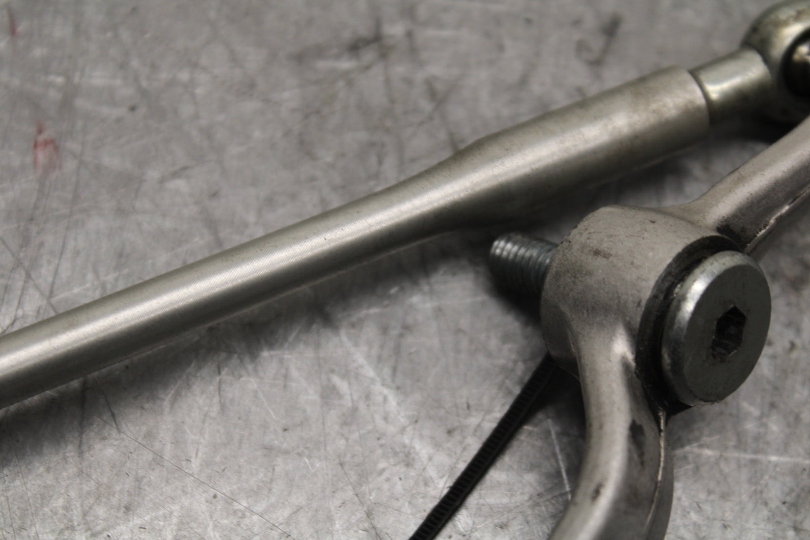 06 YAMAHA YZF R6 SHIFTER LINKAGE SHIFT LINK PEDAL BB716