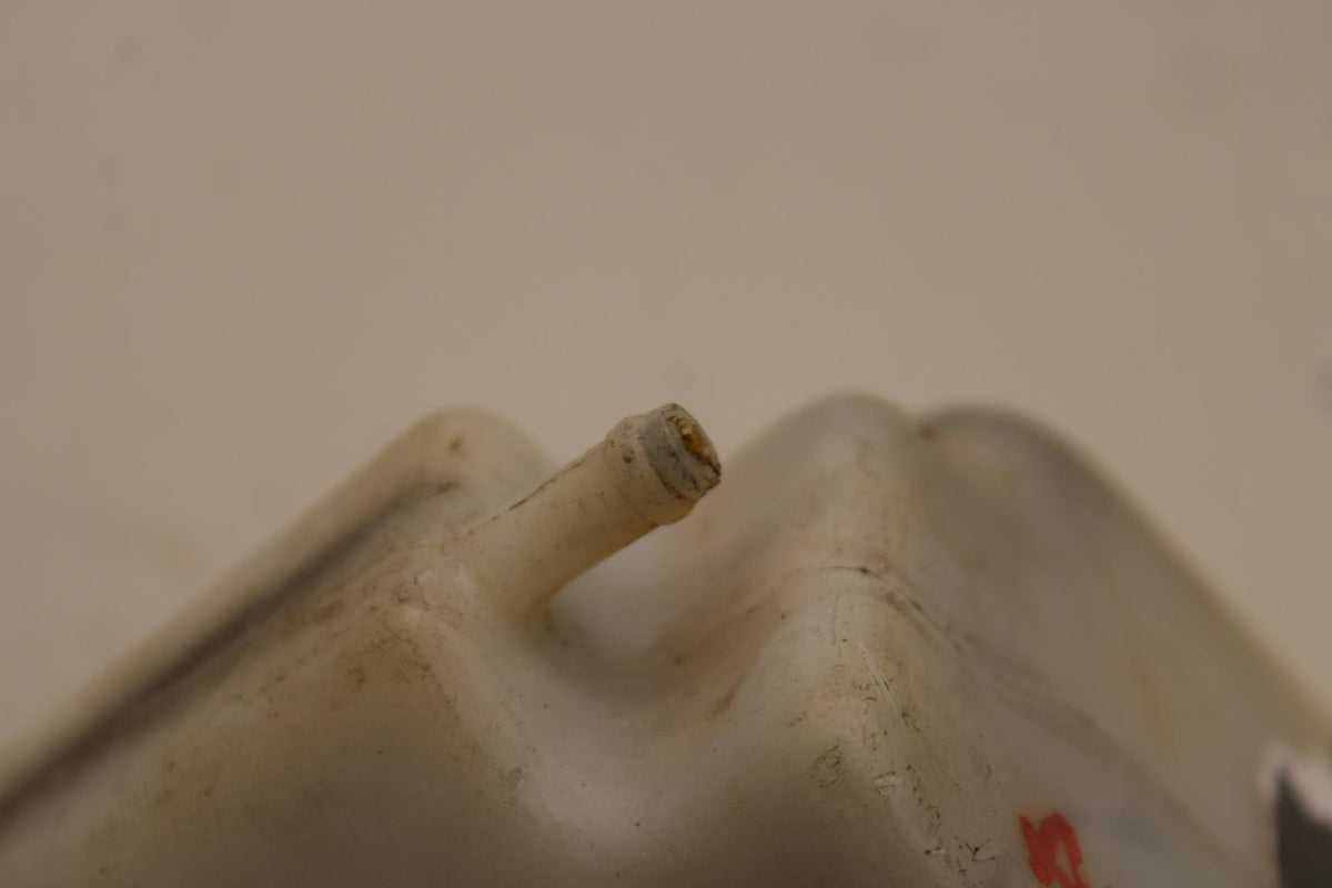 84-86 KAWASAKI GPZ900 COOLANT WATER TANK RESERVOIR BOTTLE BB84