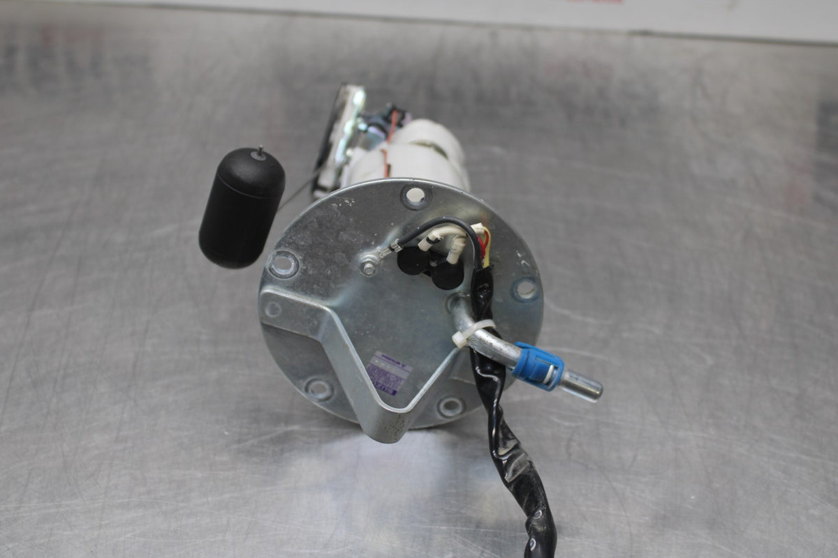 08-10 SUZUKI GSXR 600 FUEL PUMP GAS PETROL SENDER UNIT BB202
