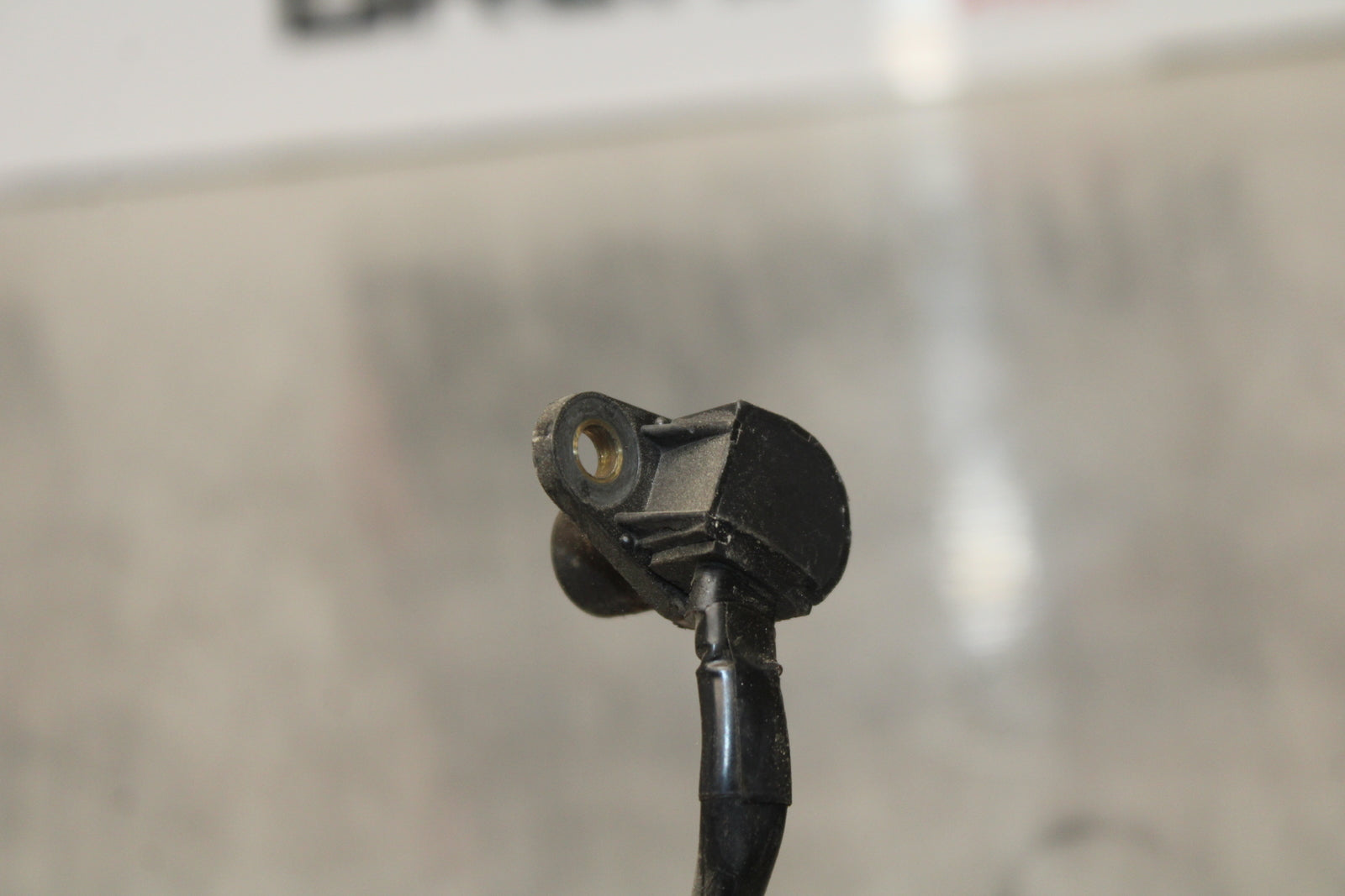 04-05 KAWASAKI NINJA ZX10R SPEED SPEEDOMETER SENSOR BB163