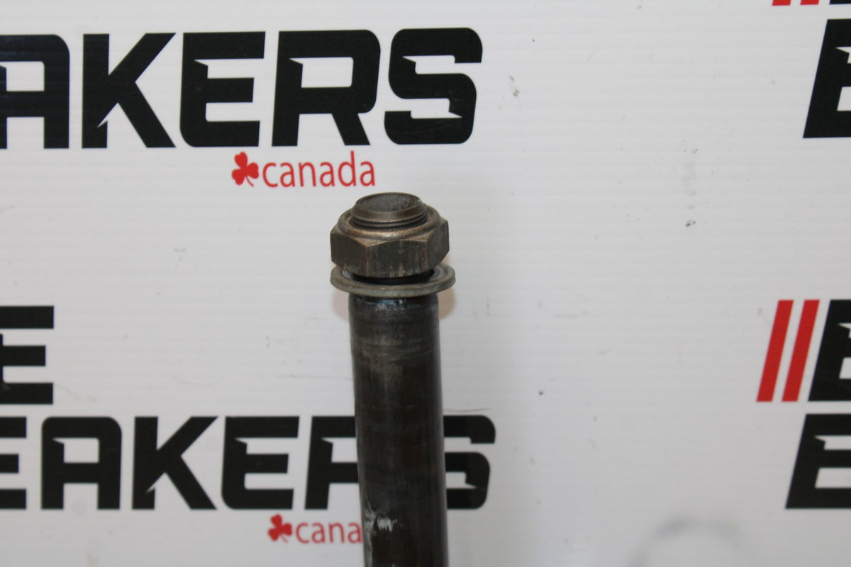 04-05 YAMAHA YZF R1 REAR AXLE BACK WHEEL RIM PIVOT BOLT AXEL BB173