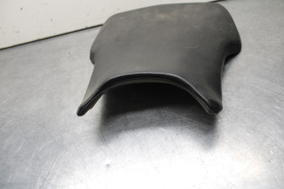 03-04 HONDA CBR600RR FRONT DRIVERS SEAT PAD SADDLE PILLION 77100-MEE-000 BB614
