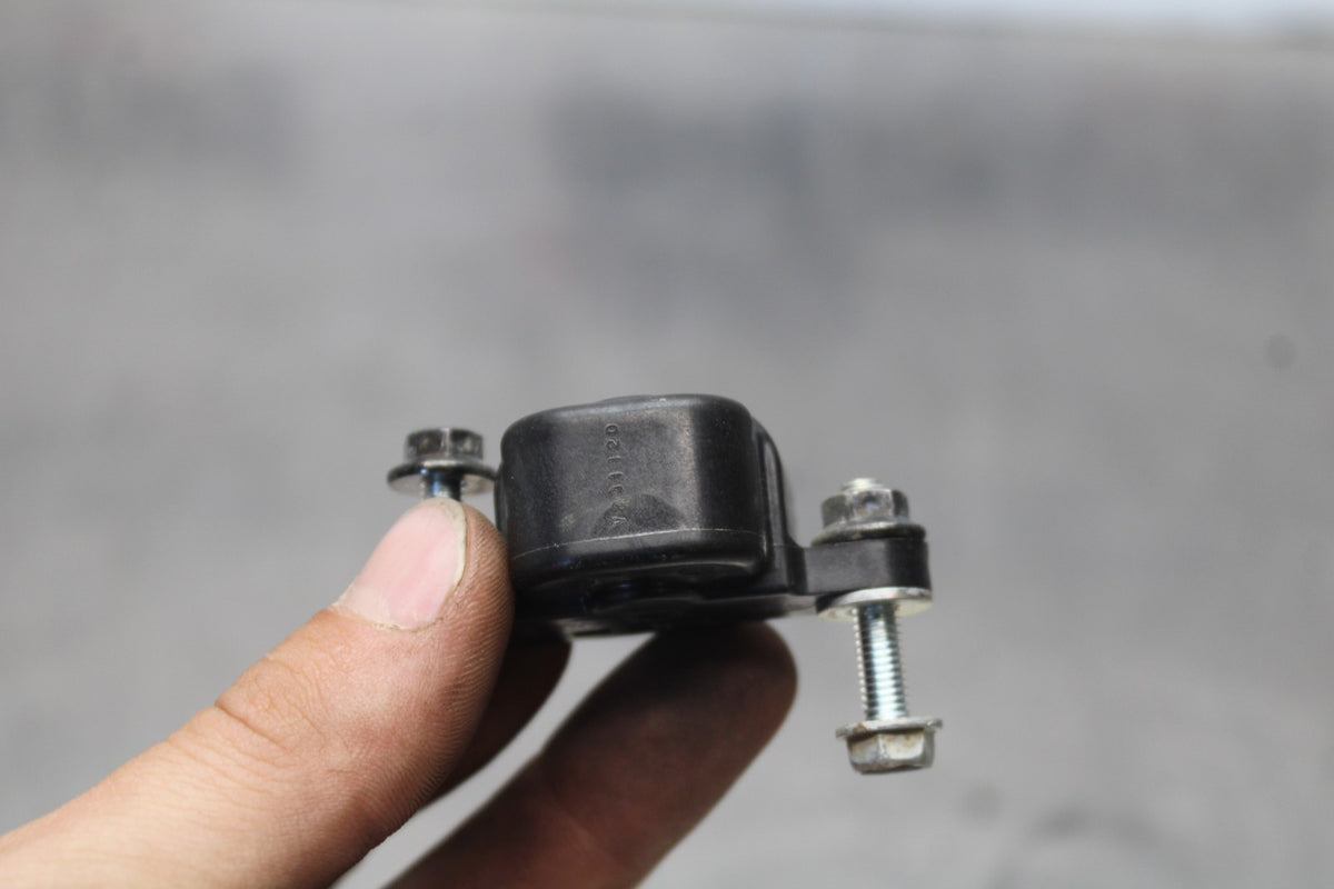 24 KAWASAKI NINJA ZX6R ZX636 ABS 40TH ANNIVERSARY TIP OVER ANGLE SENSOR BB911