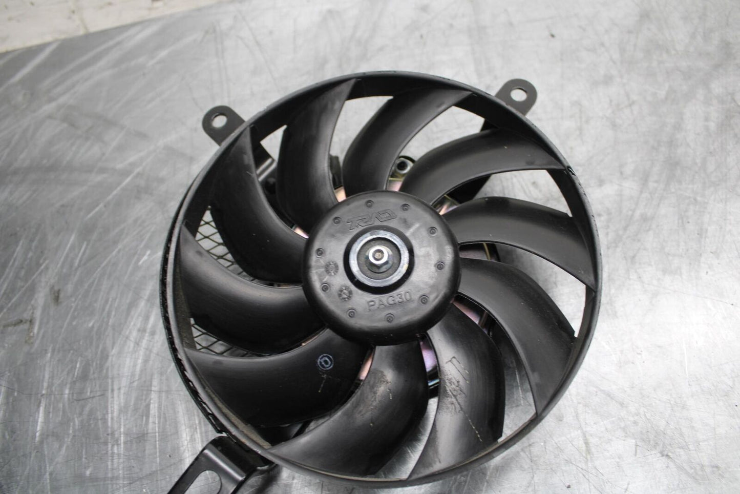 11-21 SUZUKI GSXR750 ENGINE RADIATOR COOLING FAN BB492