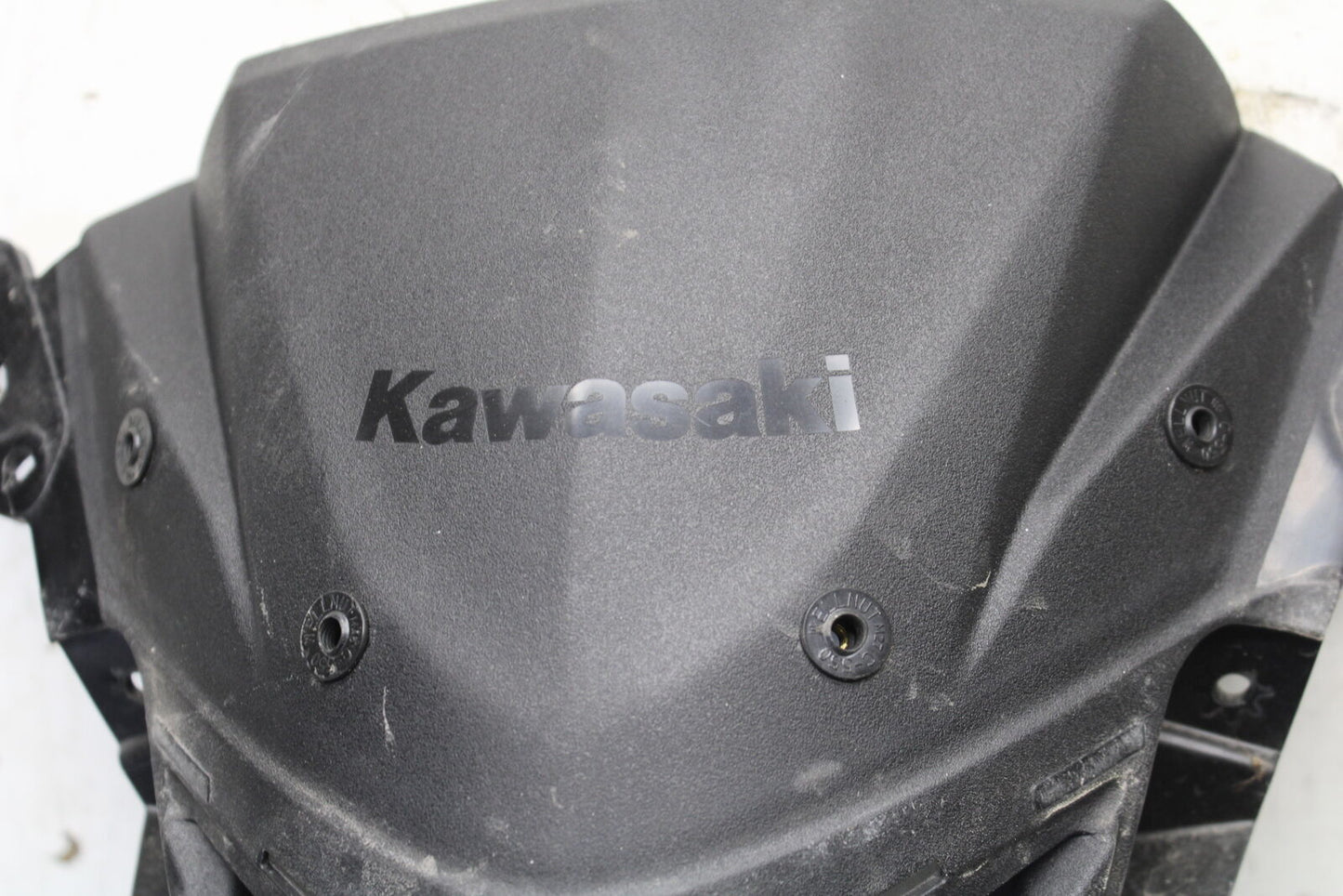 13-18 KAWASAKI NINJA ZX6R FRONT CENTER COWL FAIRING 55028-0443 BB666