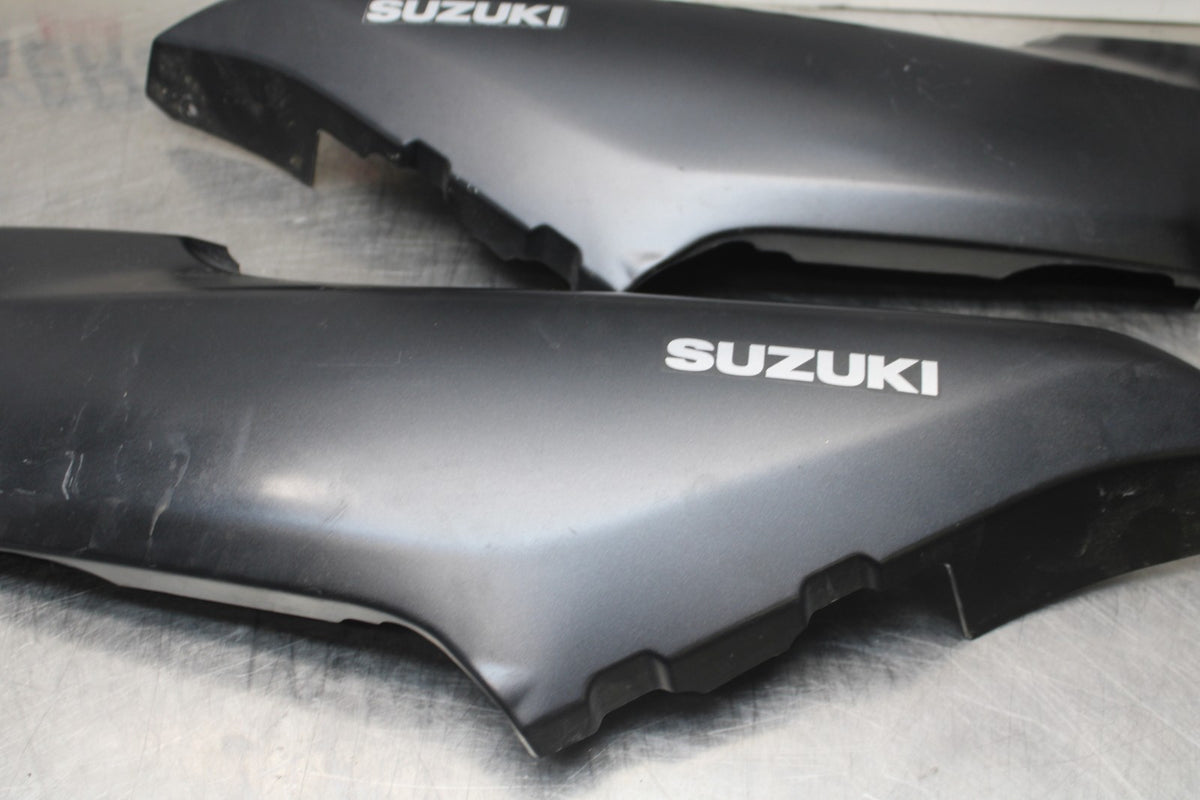 15 SUZUKI GW250F RIGHT LEFT FRAME MID SIDE COVERS COWLS PANELS TRIM BB789