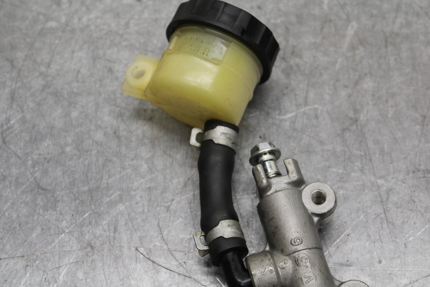 03-08 KAWASAKI VULCAN 1600 REAR BACK BRAKE MASTER CYLINDER W RESERVOIR BB123