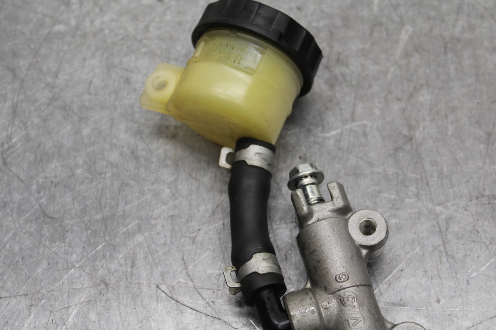 03-08 KAWASAKI VULCAN 1600 REAR BACK BRAKE MASTER CYLINDER W RESERVOIR BB123