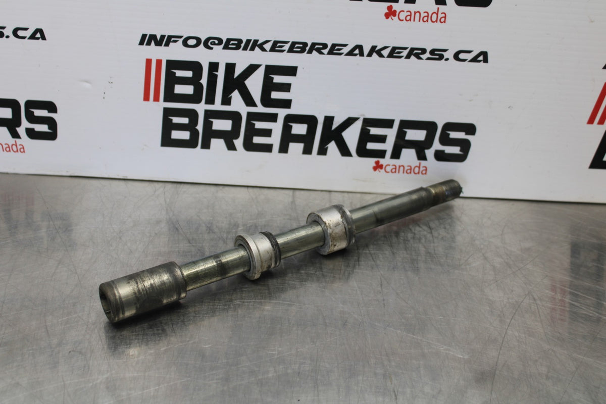 05 TRIUMPH ROCKET III FRONT WHEEL RIM AXLE PIVOT BOLT BB186