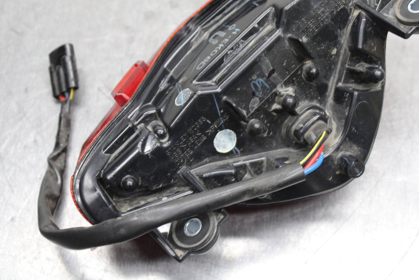 12-17 KAWASAKI NINJA 650 REAR TAIL TAILLIGHT BACK BRAKE LIGHT BB129