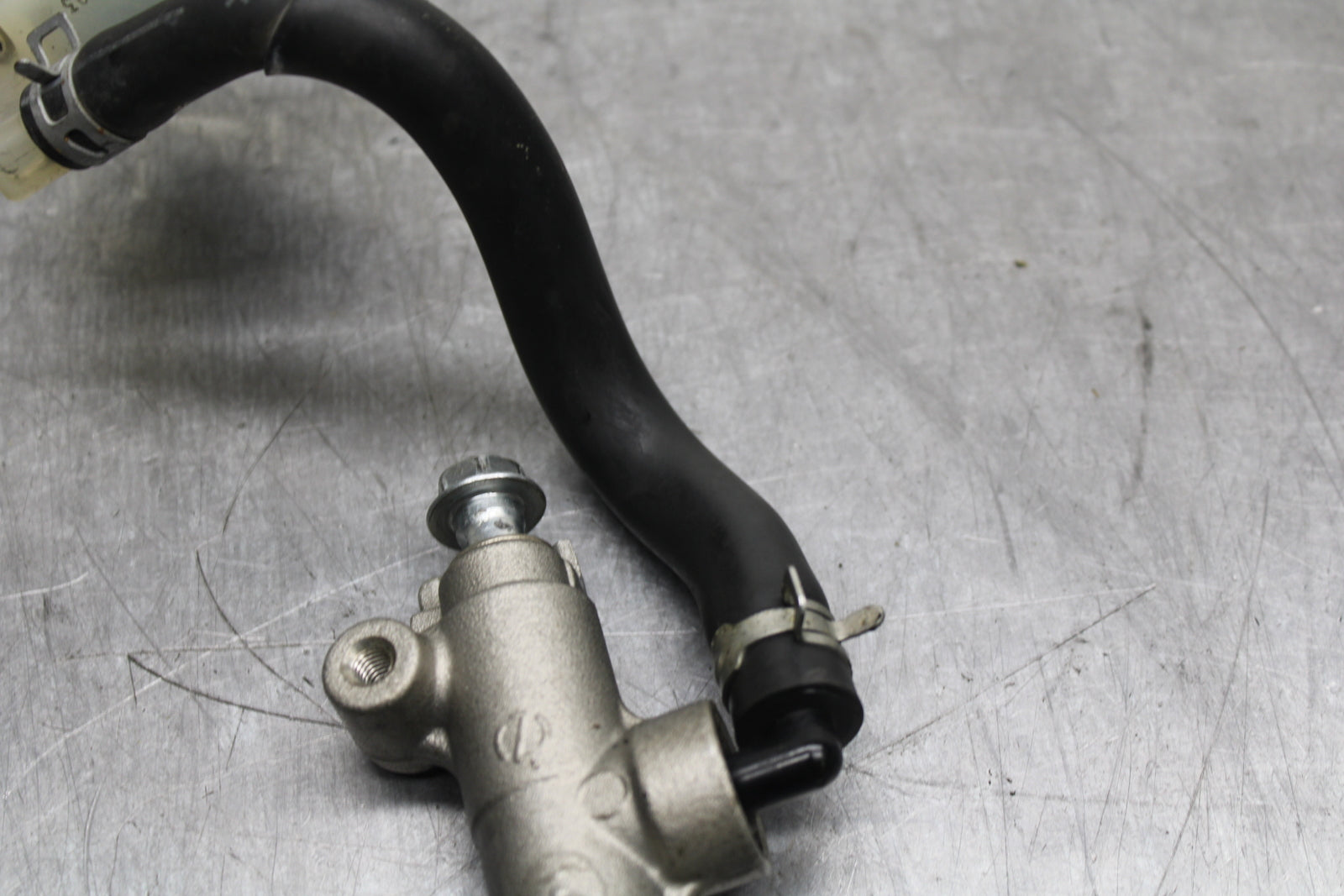 08-10 SUZUKI GSXR750 REAR BACK BRAKE MASTER CYLINDER W RESERVOIR BB127