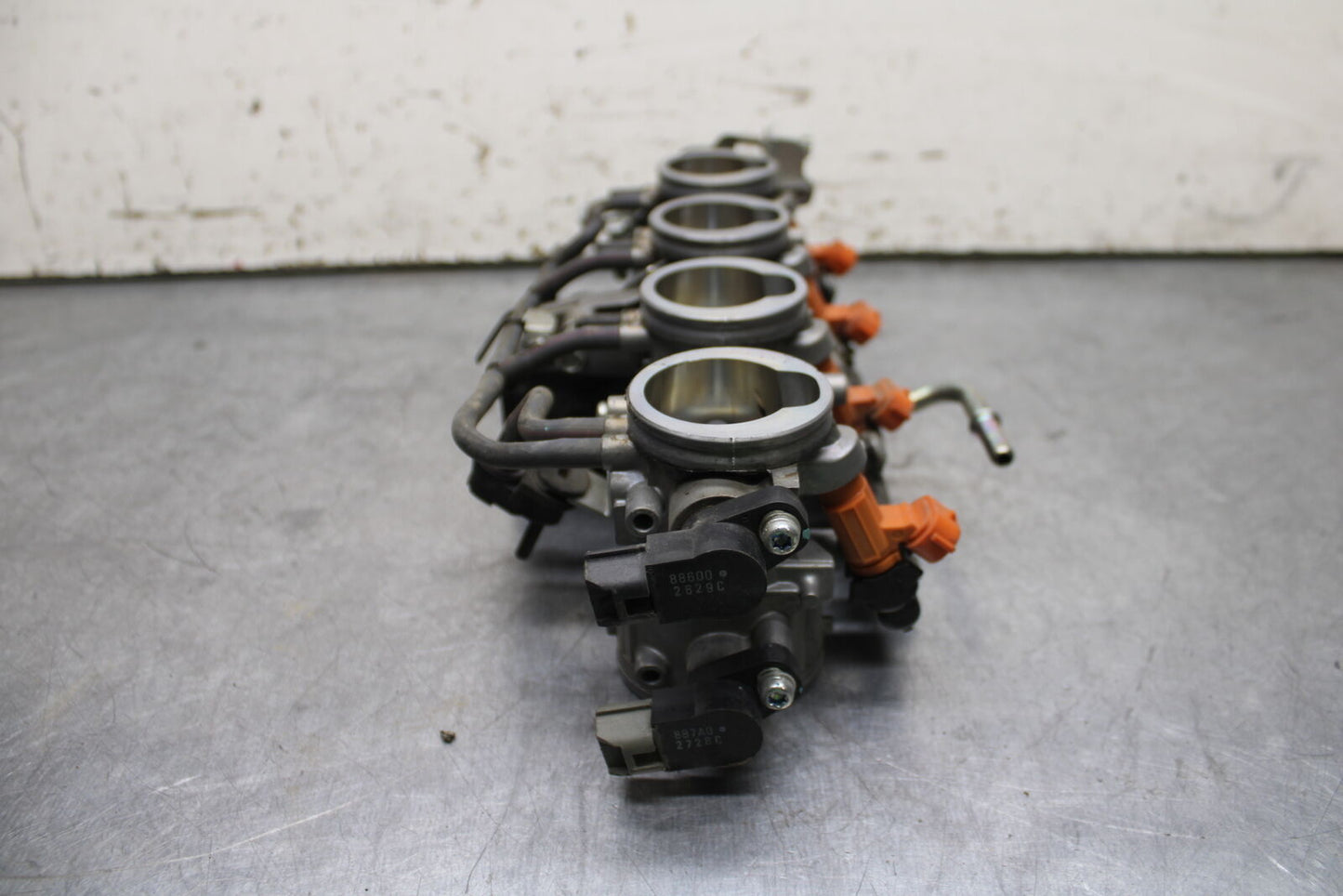 12-13 KAWASAKI Z1000 MAIN FUEL INJECTORS / THROTTLE BODIES BB743