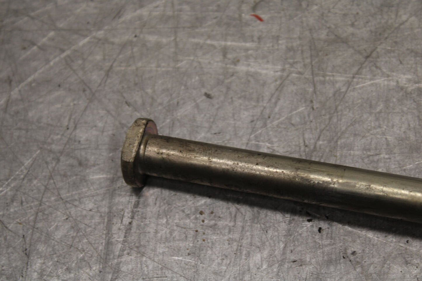 09-15 YAMAHA FZ6R REAR BACK SWINGARM BOLT PIVOT AXLE 1AE-22141-01-00 BB719