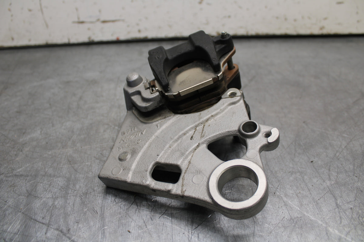 22-24 YAMAHA XSR900 REAR BACK BRAKE CALIPER W MOUNT BRACKET BB710