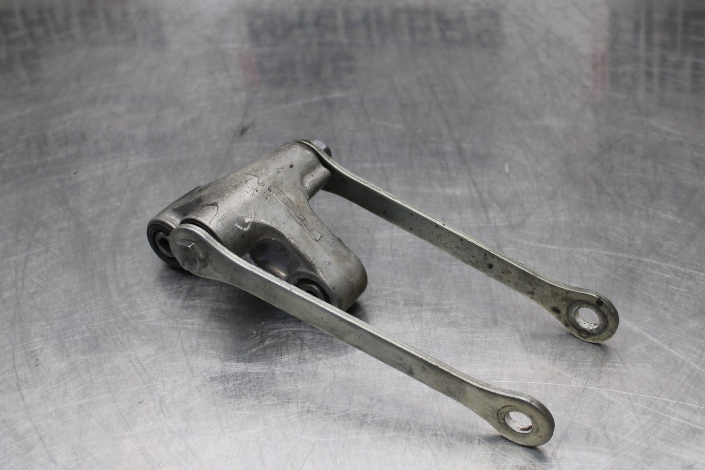 21-23 KAWASAKI NINJA ZX6R REAR DOGBONE SHOCK LINKAGE LINK BB179