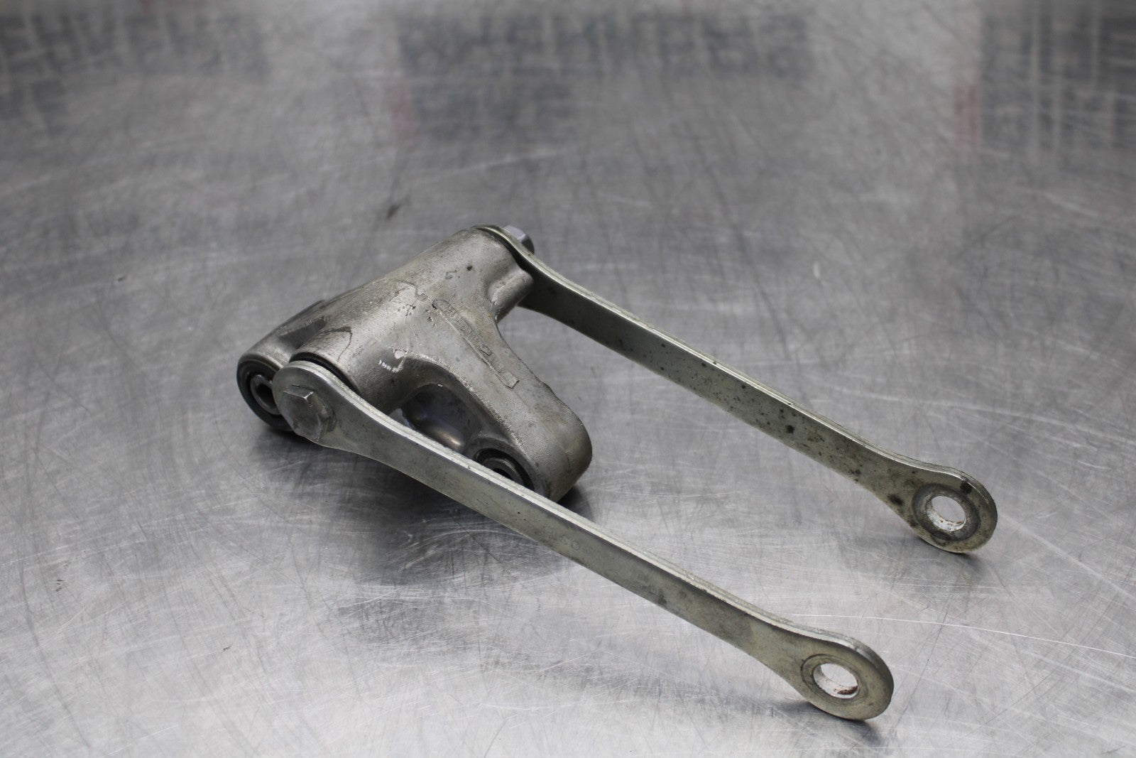 21-23 KAWASAKI NINJA ZX6R REAR DOGBONE SHOCK LINKAGE LINK BB179