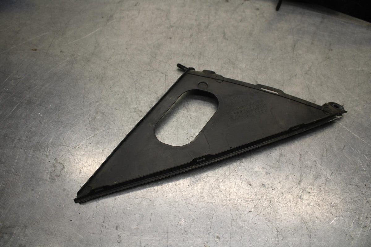 18 SUZUKI GSXR750 RIGHT LEFT INNER FAIRINGS COWLS PANELS TRIMS BB80