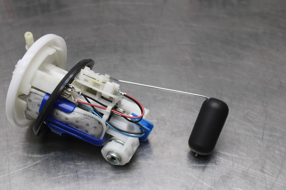 17-18 YAMAHA YZF R3 FUEL PUMP GAS PETROL SENDER UNIT BB813