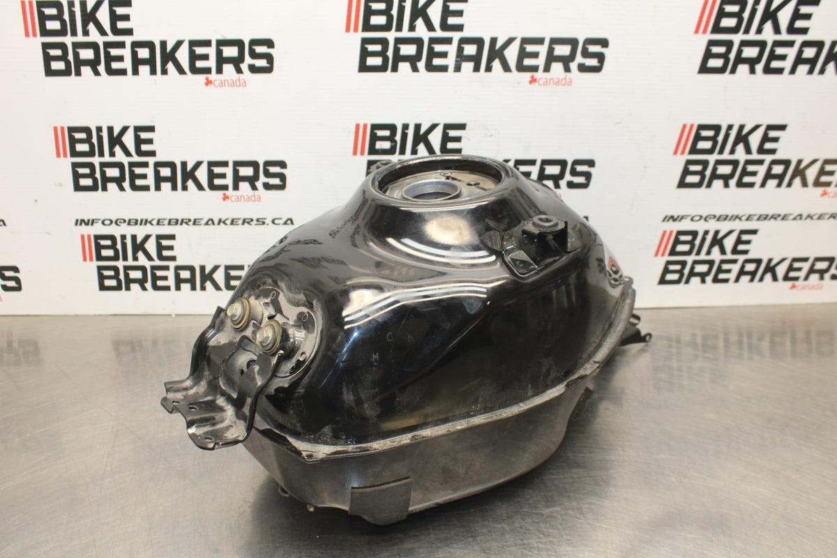 17-18 YAMAHA YZF R3 GAS TANK FUEL CELL PETROL RESERVOIR BB813
