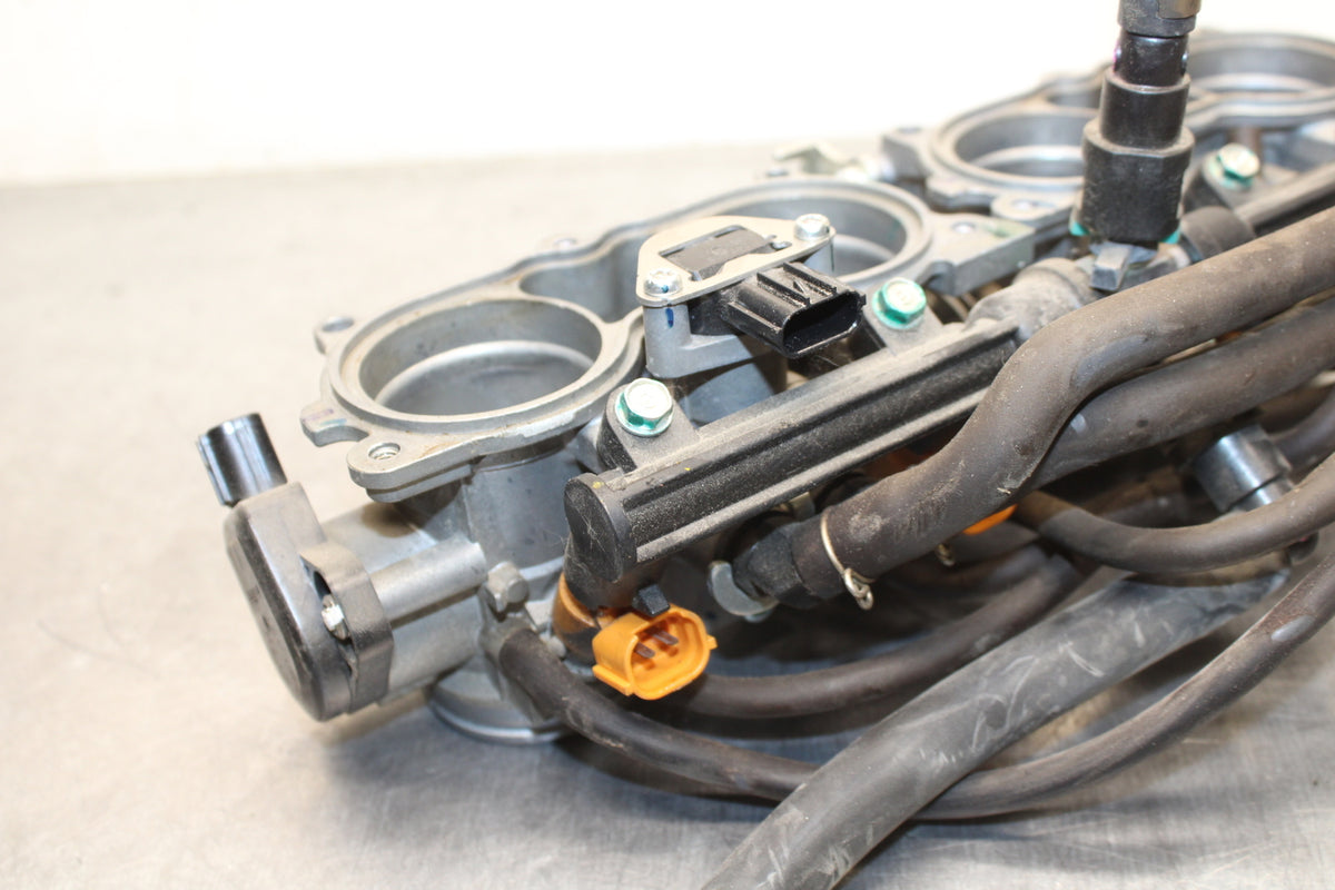 09 HONDA CBR600RR MAIN FUEL INJECTORS / THROTTLE BODIES BB760