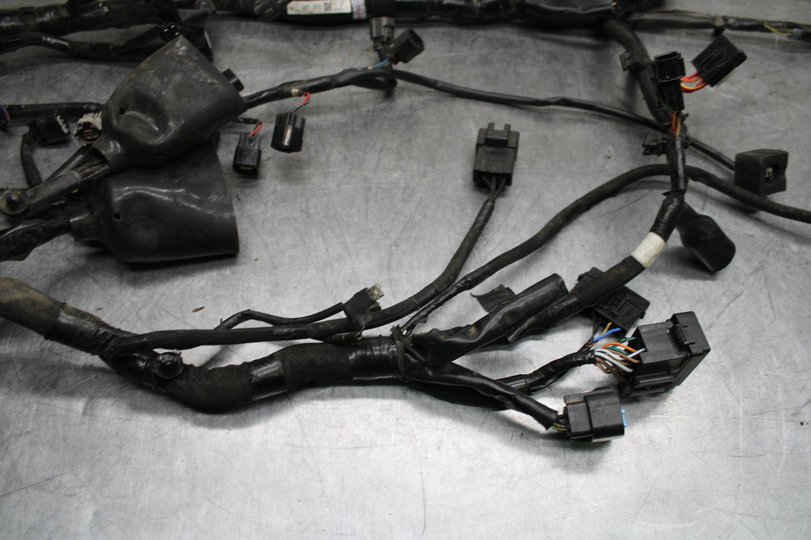 24-25 KAWASAKI NINJA ZX6R MAIN ENGINE WIRING HARNESS WIRE LOOM BB726
