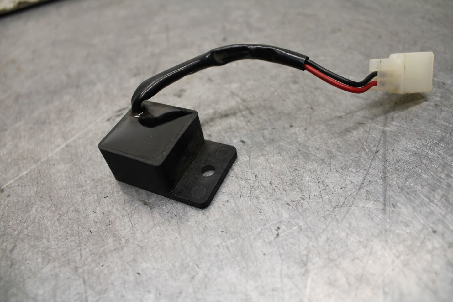 16 KAWASAKI NINJA ZX10R TURN SIGNAL BLINKER RELAY FLASHER SWITCH BB650