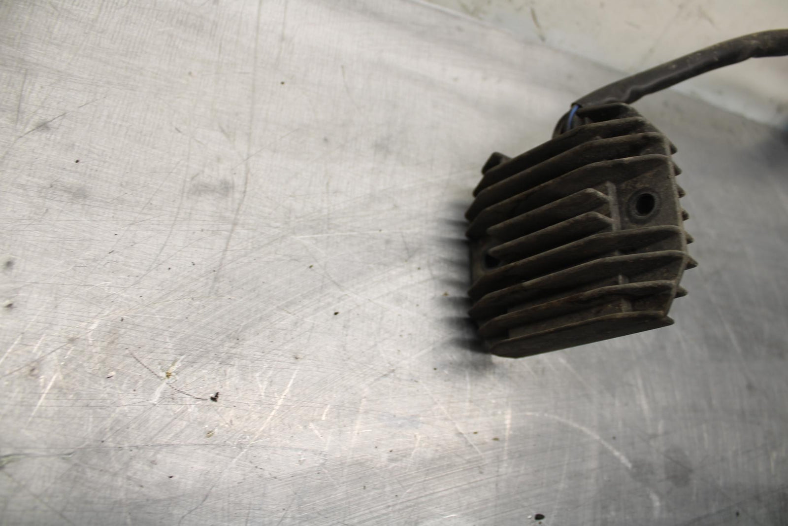 00-02 KAWASAKI NINJA ZX6R ZX600J RECTIFIER VOLTAGE REGULATOR 21066-1125 BB489