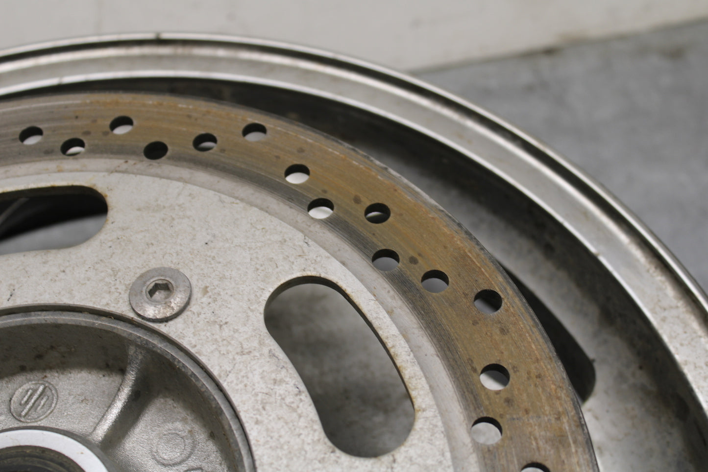 03-08 KAWASAKI VULCAN 1600 FRONT WHEEL FRONT RIM BB754