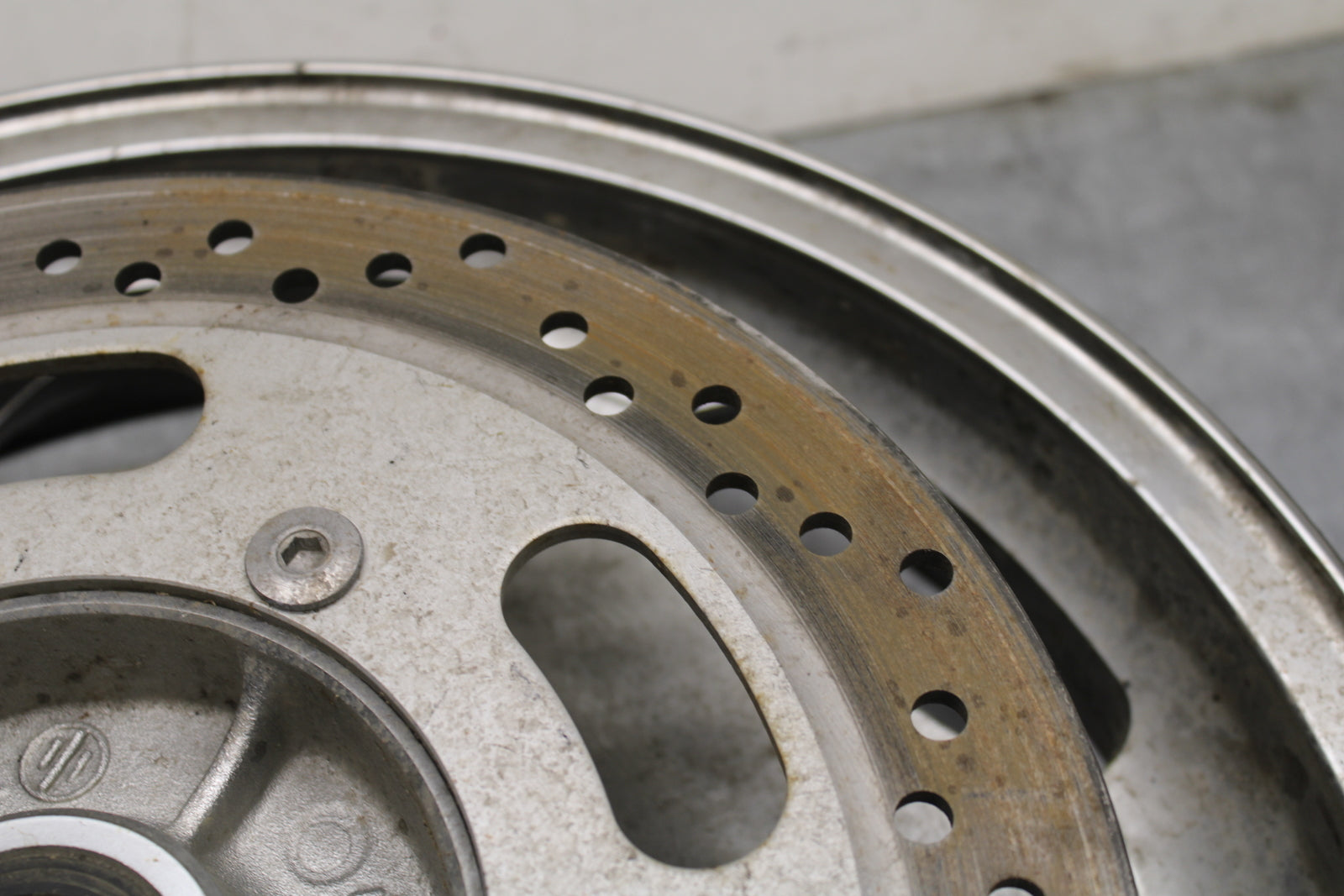 03-08 KAWASAKI VULCAN 1600 FRONT WHEEL FRONT RIM BB754