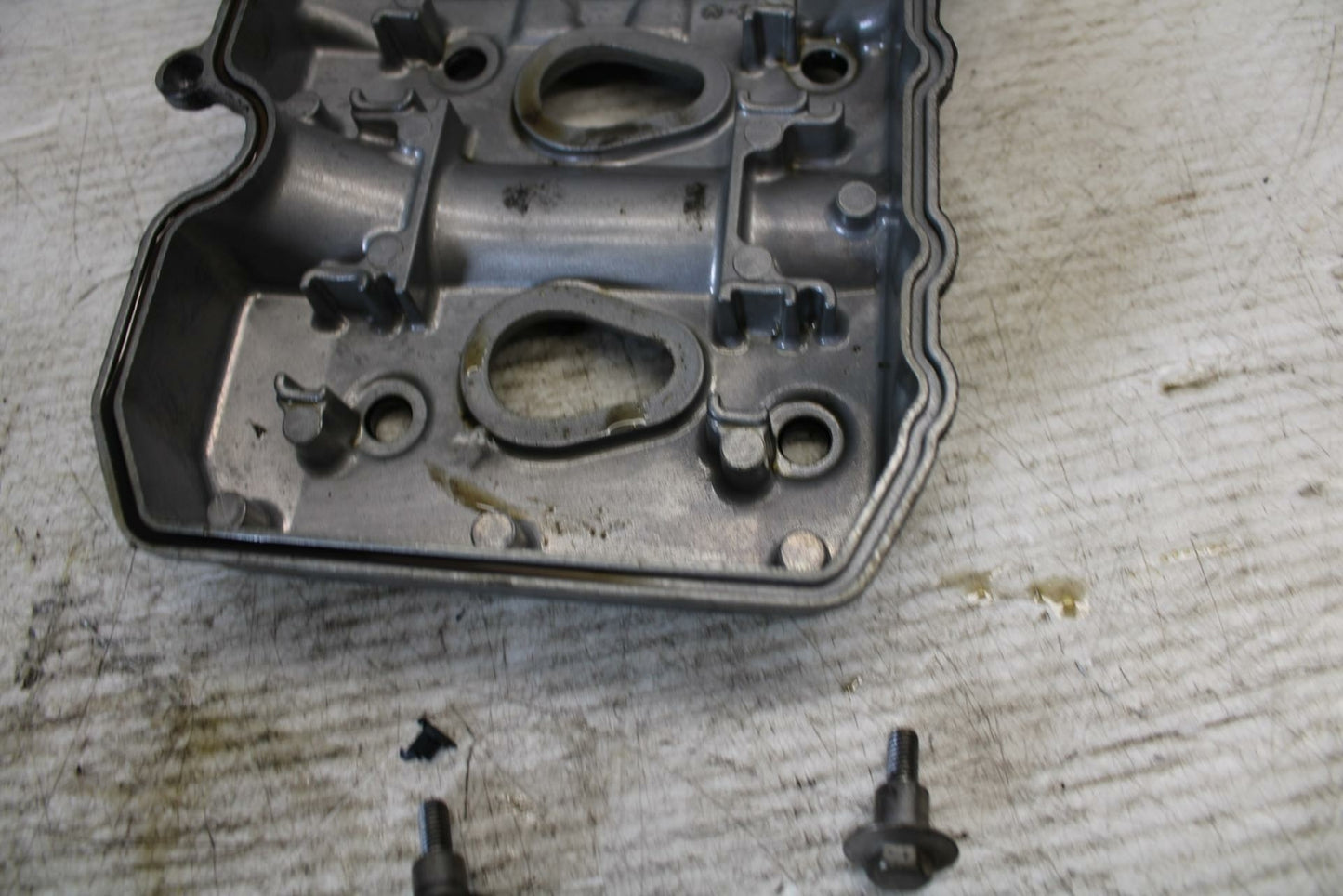 90-07 KAWASAKI ZZR 250 ENGINE TOP END CYLINDER HEAD COVER BB298