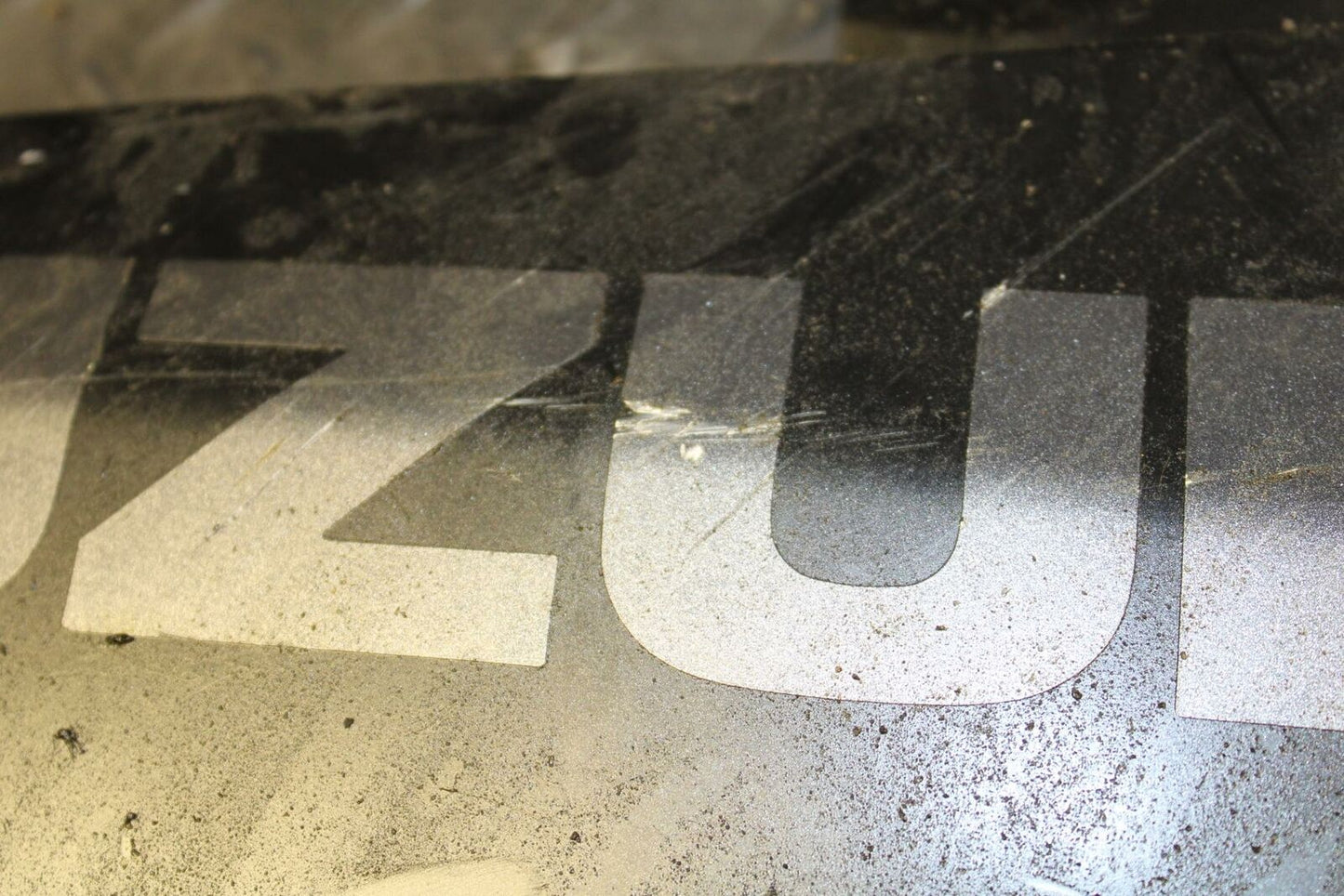 10 SUZUKI GSXR750 LOWER BOTTOM BELLY FAIRING COWL BB190