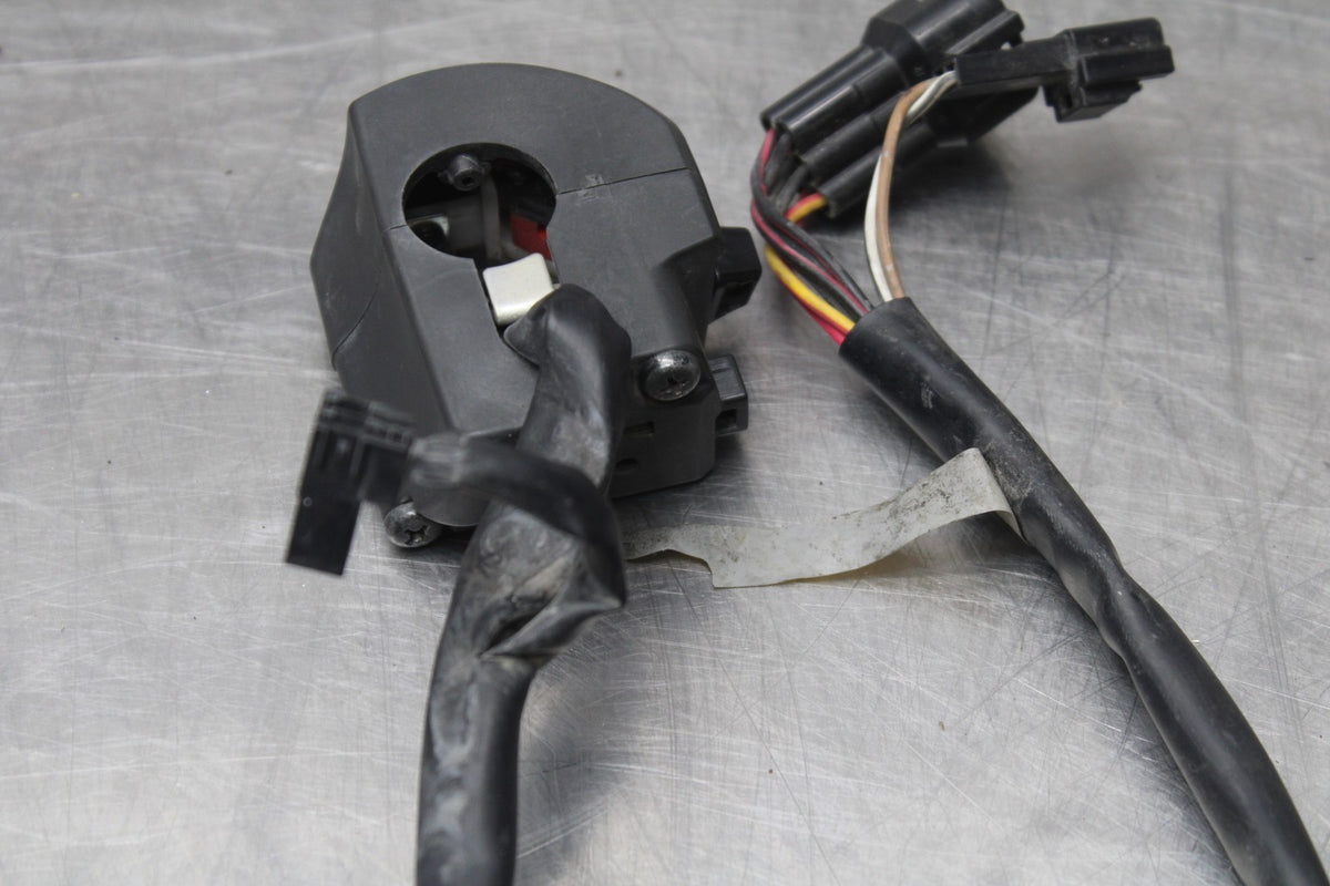 07-08 KAWASAKI NINJA ZX6R RIGHT CLIP ON HANDLE KILL OFF START SWITCH  BB855