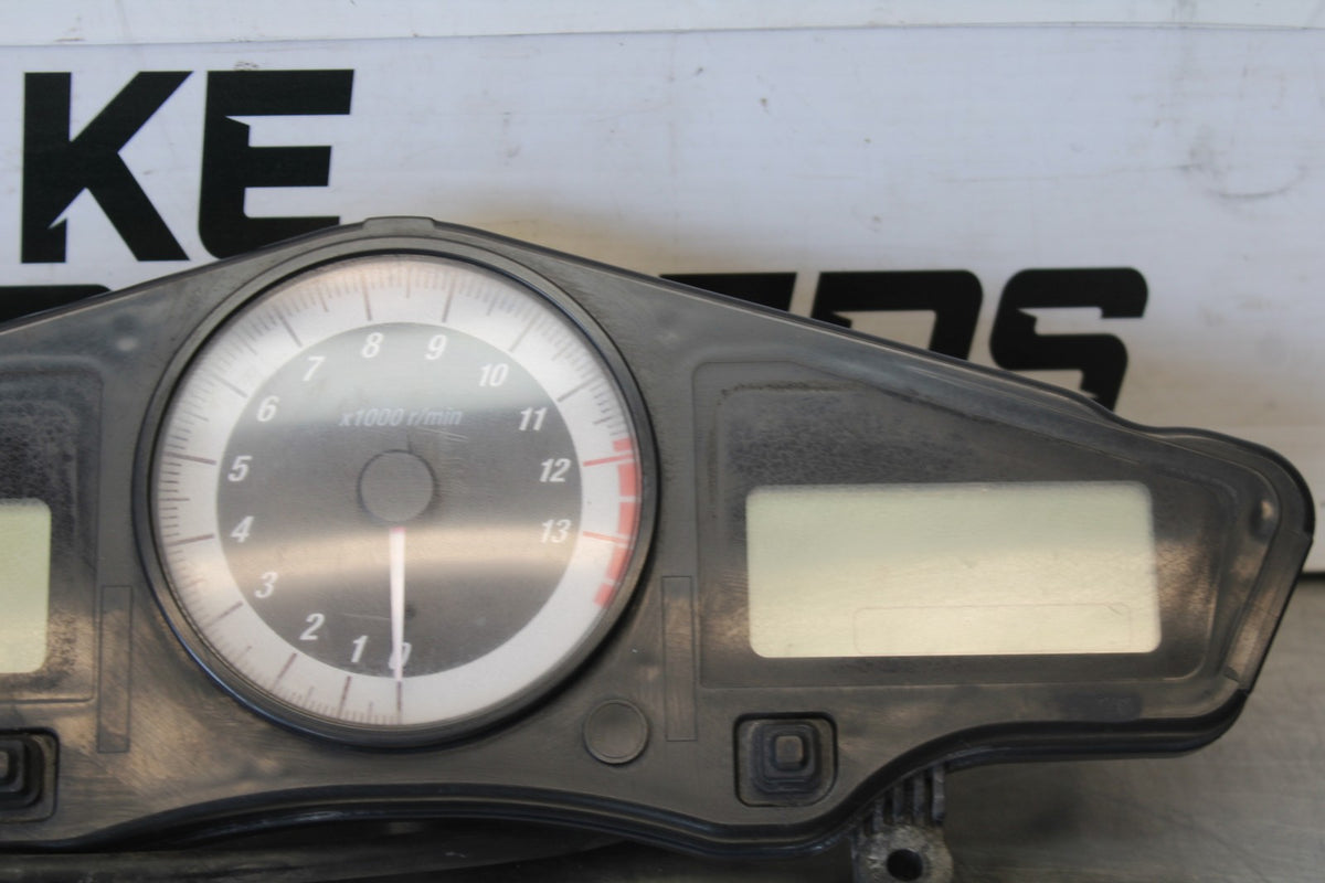 06-07 HONDA INTERCEPTOR 800 VFR800 SPEEDO TACH GAUGES DISPLAY CLUSTER BB917