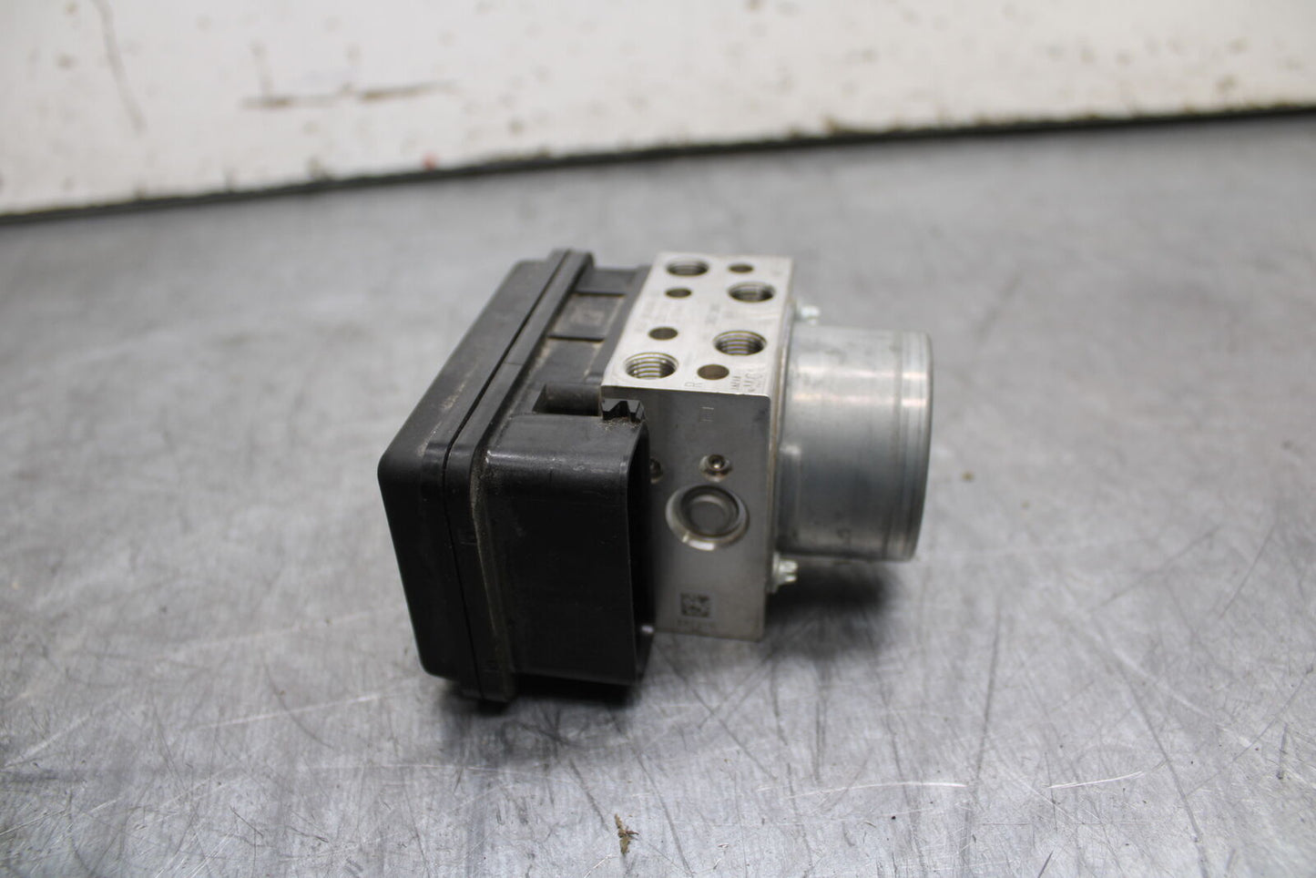 22-24 YAMAHA XSR900 ABS PUMP UNIT MODULE BB710