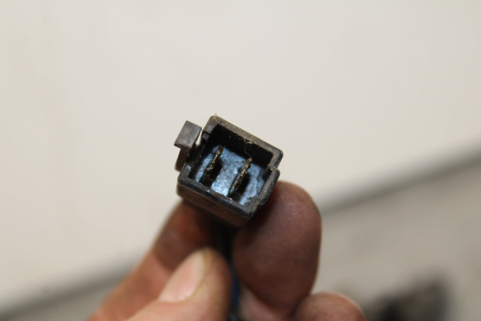 93-94 KAWASAKI NINJA ZX7R ENGINE RADIATOR COOLING FAN BB122