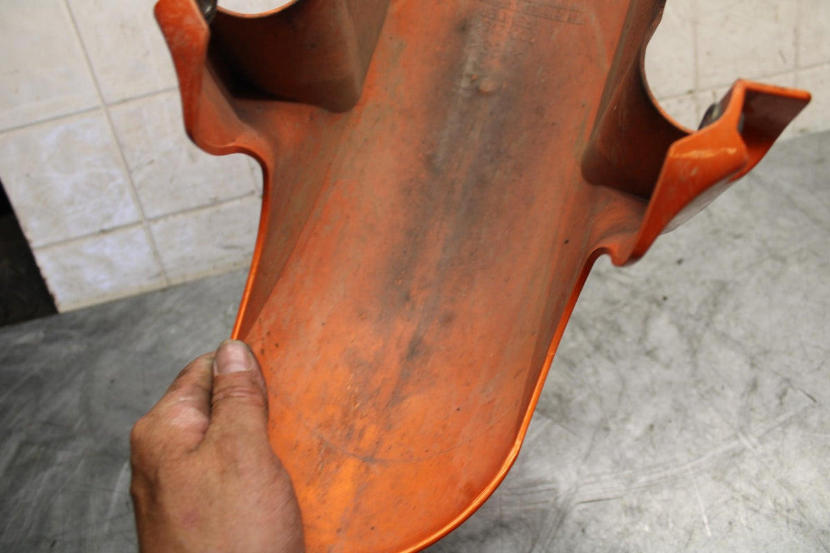 2009 Yamaha YZF R6 ORANGE FRONT WHEEL FENDER COWL FAIRING BB532