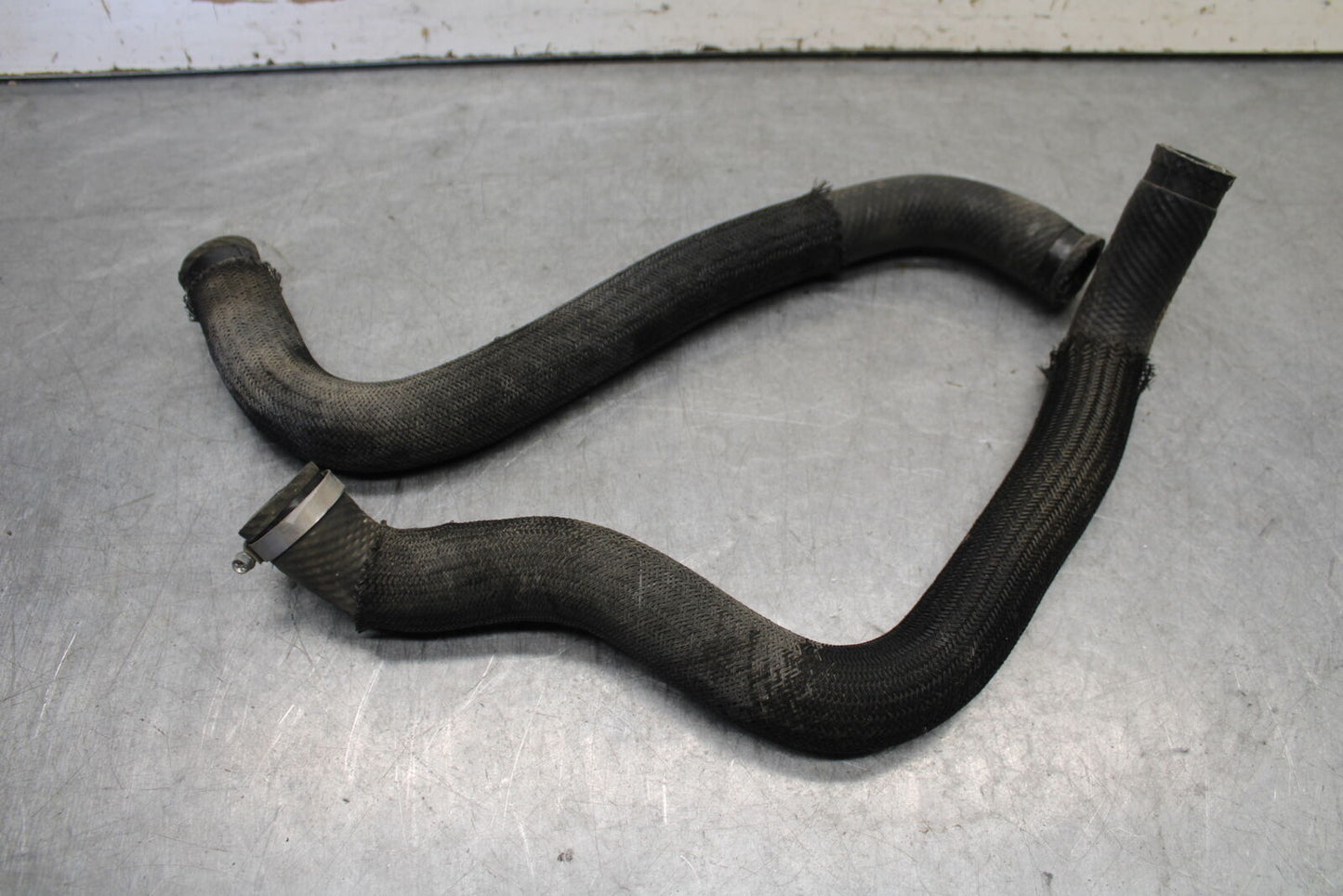 05-06 SUZUKI GSXR1000 RADIATOR HOSES ENGINE COOLANT WATER PIPES HOSE SET BB663