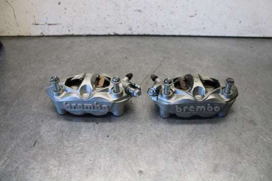 11-24 SUZUKI GSXR750 RIGHT LEFT FRONT BRAKE CALIPER SET PAIR CALIPERS  BB687